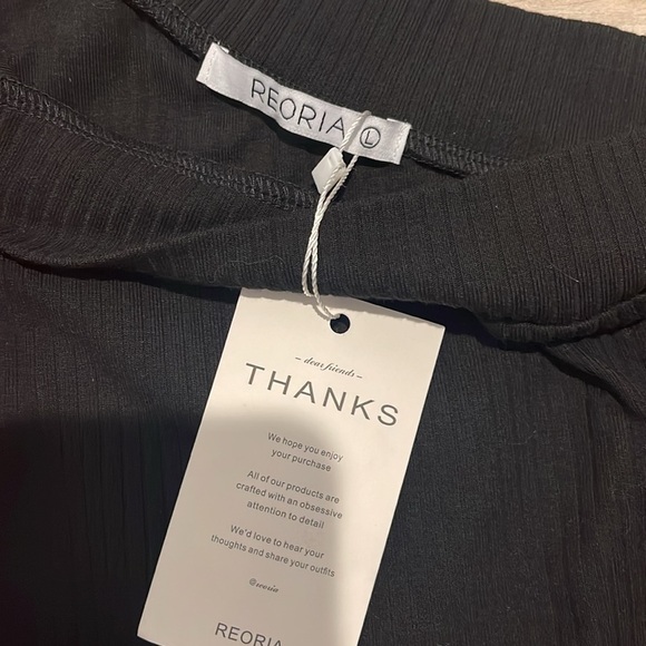 NWT Reoria Bodysuit Large Black One Sleeve Open Shoulder Ribbed Cotton Top - Picture 2 of 2